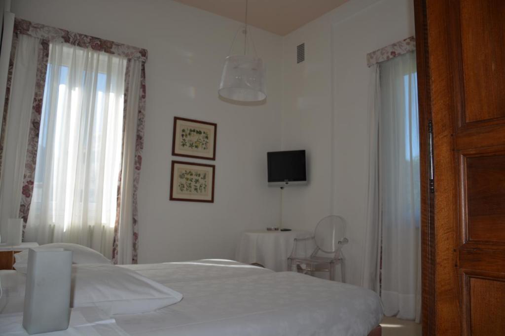 Hotel Villa Selva Lugano Phòng bức ảnh