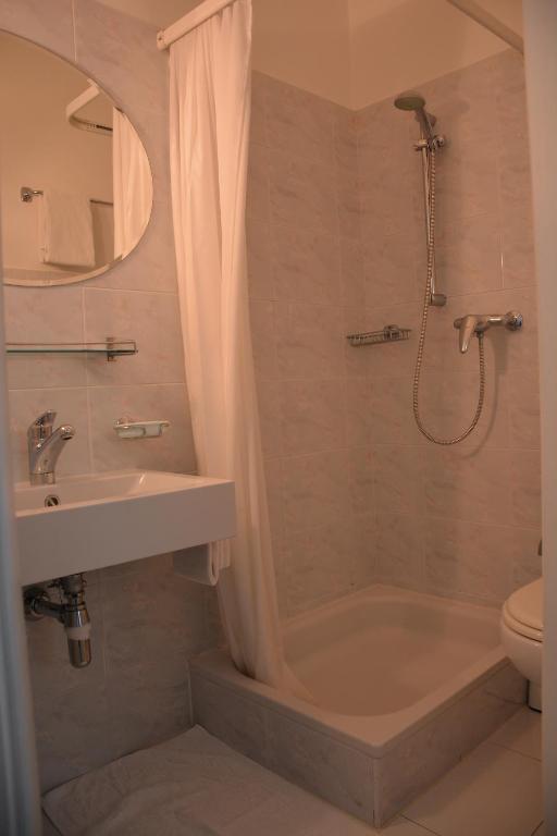 Hotel Villa Selva Lugano Ngoại thất bức ảnh